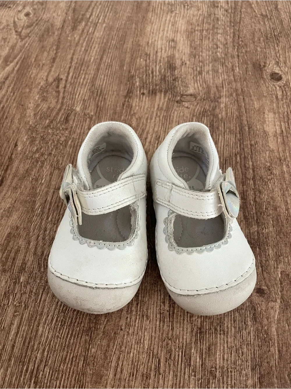 Stride Rite Baby Girl Peyson Bow T-Strap Dress Shoe Size 4M